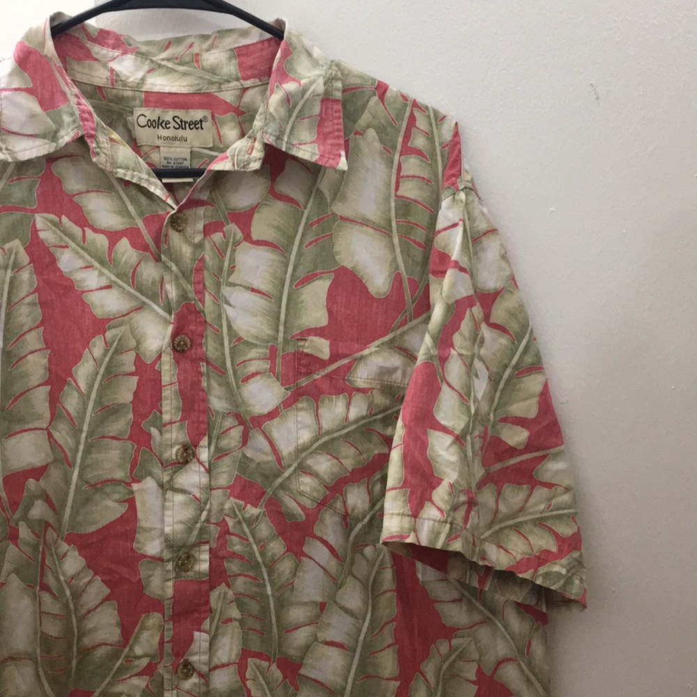 Cooke Street (Honolulu)- Hawaiian Leaf-Print Shirt